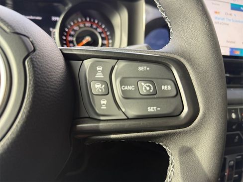 New 2025 Jeep Gladiator Rubicon w/ Convenience Group image 22