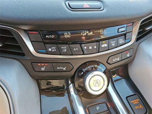 Certified 2025 Acura TLX w/ Technology Package image 16
