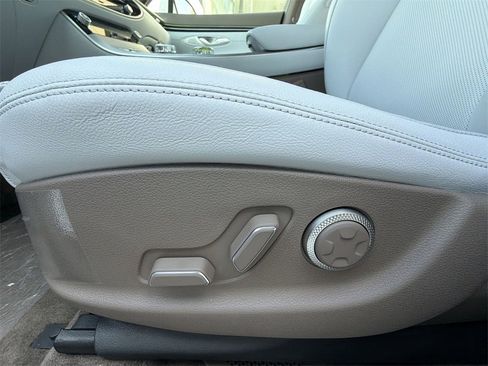 New 2026 Genesis GV70 2.5T Advanced image 14