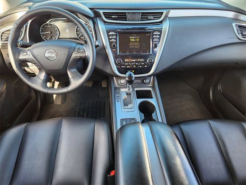 Used 2022 Nissan Murano SV w/ SV Midnight Edition Package image 10