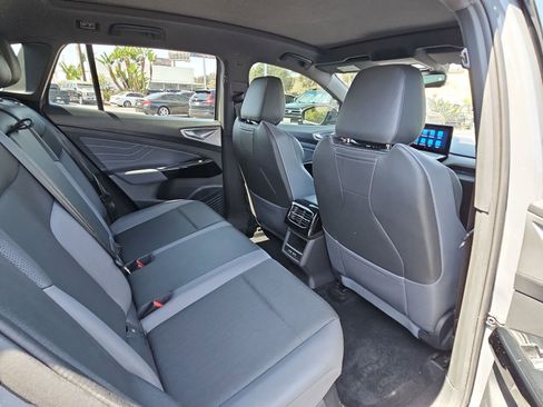 Certified 2023 Volkswagen ID.4 S RWD image 11