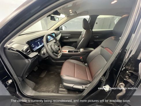 Used 2026 Nissan Kicks SR FWD image 11