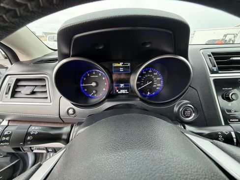 Used 2019 Subaru Outback 2.5i Limited w/ Protection Package #1 image 11