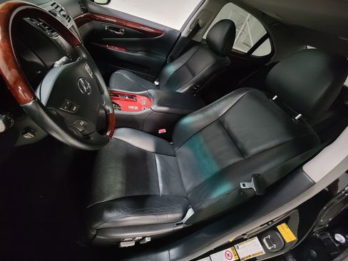 Used 2012 Lexus LS 460 AWD image 26