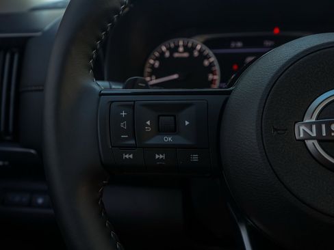 New 2025 Nissan Pathfinder SL image 26