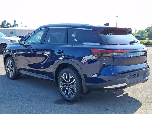 New 2027 INFINITI QX60 Luxe w/ Cargo Package AWD/4WD image 3