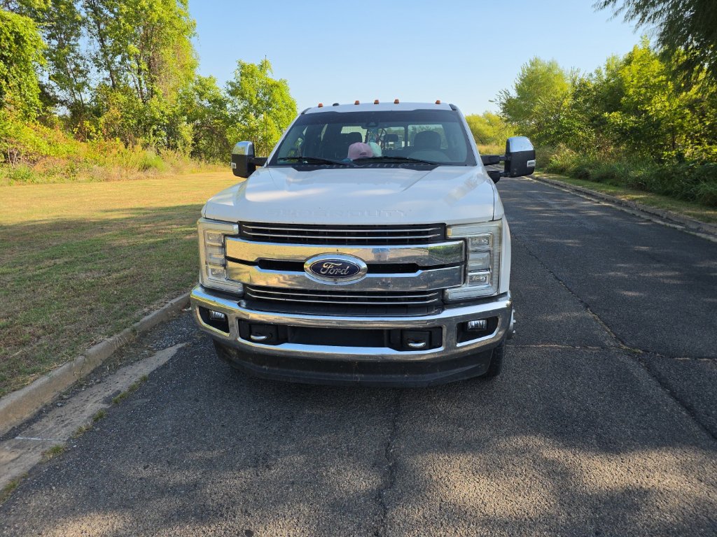 Used 2017 Ford F350 Lariat w/ Lariat Ultimate Package AWD/4WD image 2