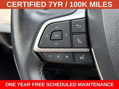 Used 2023 Toyota Highlander XLE FWD image 25