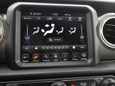 Used 2022 Jeep Wrangler Unlimited Sahara w/ LED Lighting Group AWD/4WD image 49