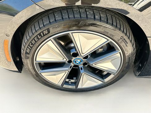 Certified 2023 BMW i4 eDrive35 w/ Parking Assistance Package image 33