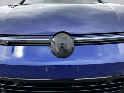 Used 2022 Volkswagen Golf R AWD/4WD image 13