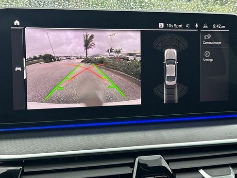 Used 2021 BMW 540i w/ M Sport Package image 18