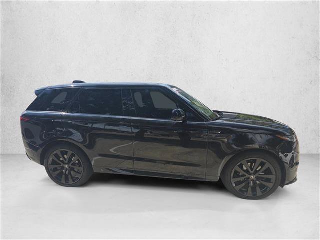 Used 2024 Land Rover Range Rover Sport Dynamic SE AWD/4WD image 4