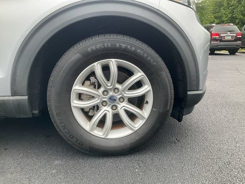 Certified 2021 Ford Explorer 2WD image 10