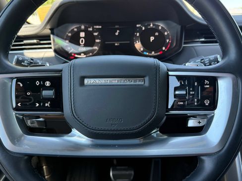 Used 2024 Land Rover Range Rover SE AWD/4WD image 11