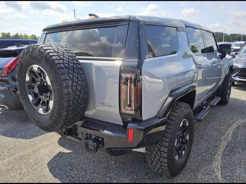 Used 2024 GMC Hummer EV 3X w/ Extreme Off-Road Package AWD/4WD image 5