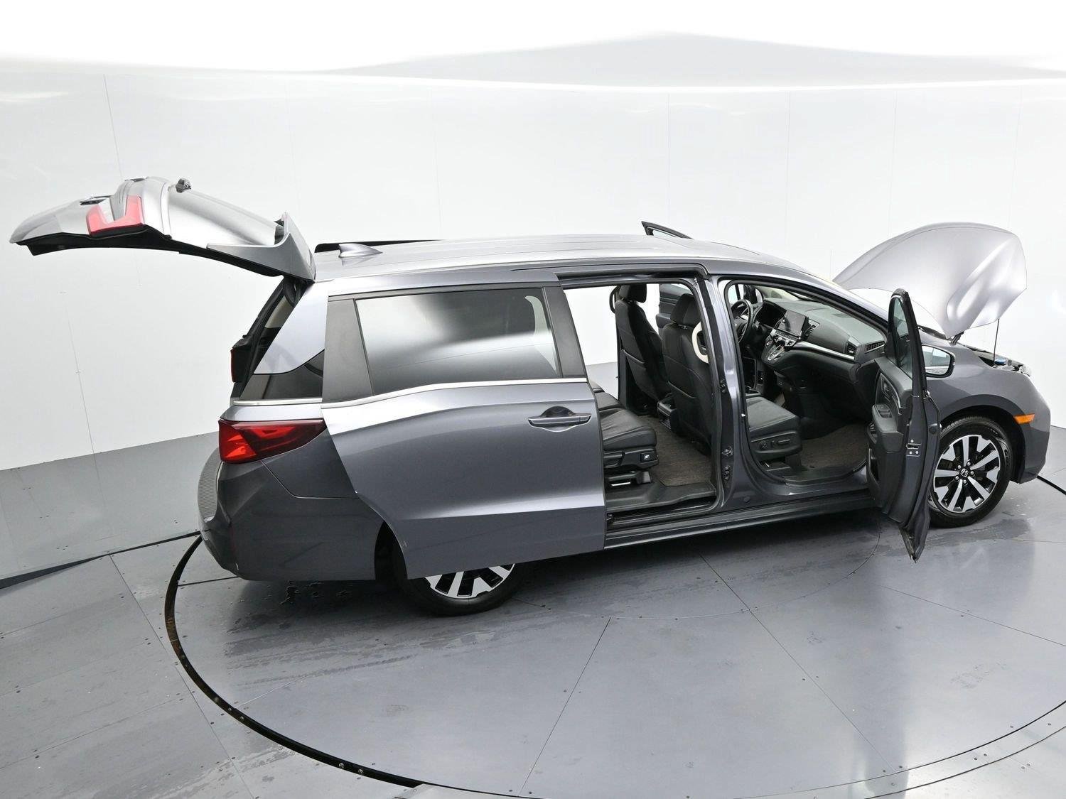 Used 2025 Honda Odyssey EX-L image 48