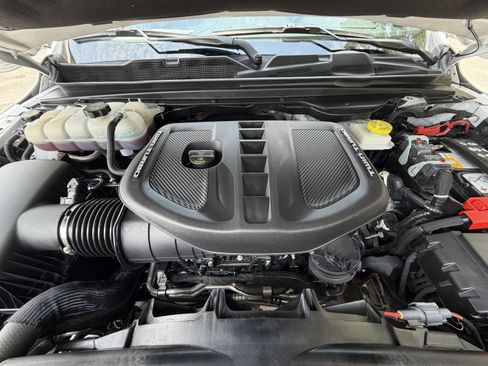 Used 2025 RAM 1500 Limited w/ Off Road Group AWD/4WD image 10