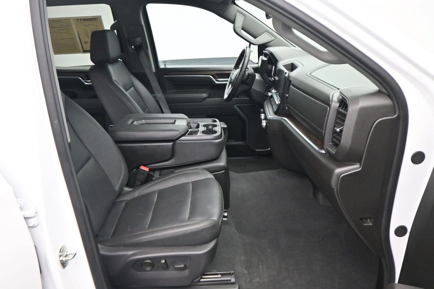 Used 2026 GMC Sierra 1500 SLT RWD image 22