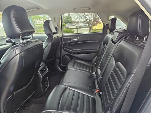 Used 2022 Ford Edge SEL image 20
