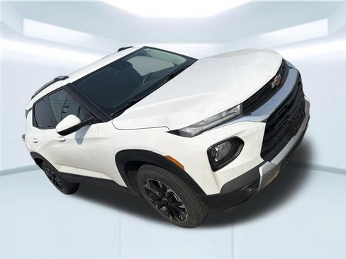 Used 2021 Chevrolet TrailBlazer LT w/ Convenience Package AWD/4WD image 4