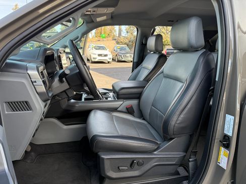 New 2025 Ford F150 Lariat w/ Equipment Group 501A Mid image 31