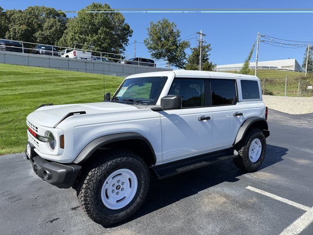 New 2026 Ford Bronco Heritage Edition AWD/4WD image 3