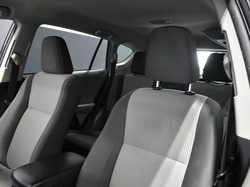 Used 2013 Toyota RAV4 LE FWD image 15
