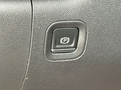 Used 2019 Chevrolet Silverado 1500 RST w/ All-Star Edition RWD image 20