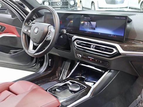 Used 2023 BMW 330i xDrive Sedan w/ Premium Package image 31