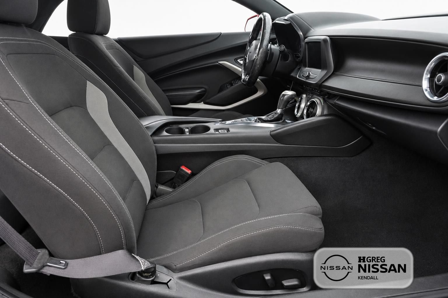Used 2020 Chevrolet Camaro LT RWD image 8