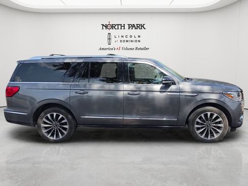 Used 2021 Lincoln Navigator L Reserve w/ Luxury Package AWD/4WD image 6