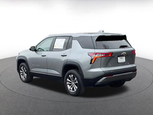 Used 2025 Chevrolet Equinox LT image 10