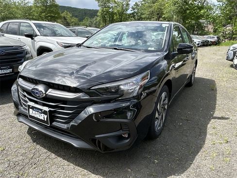 Used 2025 Subaru Legacy Limited image 4