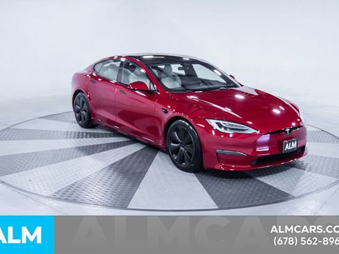 Used 2021 Tesla Model S Plaid image 14