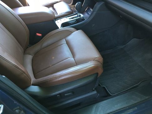 Used 2023 Subaru Ascent Touring AWD/4WD image 31