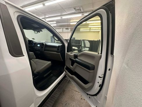 Used 2018 Ford F550 2WD Regular Cab Super Duty w/ Power Equipment Group image 24