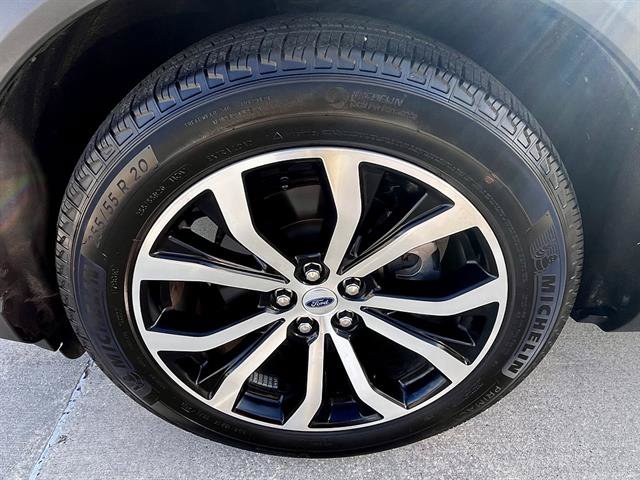 Used 2025 Ford Explorer ST-Line w/ Premium Package RWD image 10