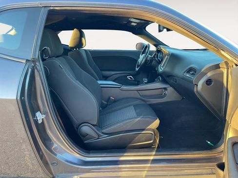 Used 2021 Dodge Challenger SXT image 15