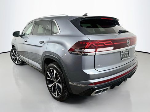 Used 2025 Volkswagen Atlas Cross Sport SEL Premium R-Line AWD/4WD image 5