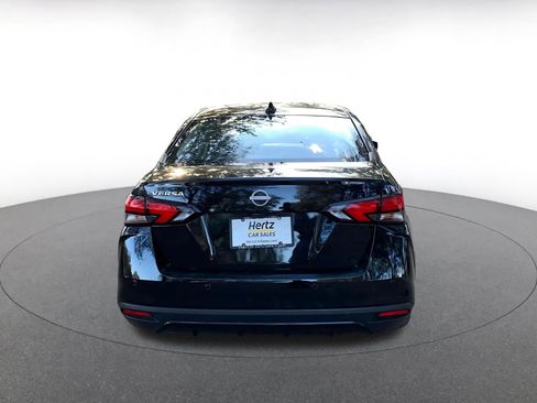 Used 2025 Nissan Versa SV image 6