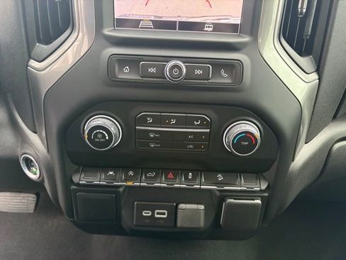 Used 2024 Chevrolet Silverado 1500 Custom Trail Boss image 21