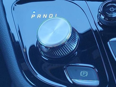 New 2026 Chrysler Pacifica Pinnacle AWD/4WD image 30