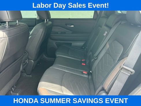 Used 2025 Nissan Pathfinder Platinum w/ Cargo Package FWD image 15