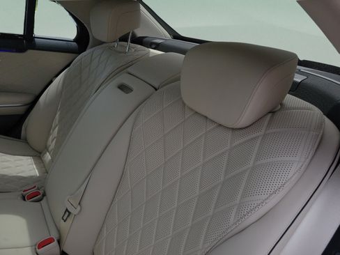 Certified 2023 Mercedes-Benz S 580 4MATIC Sedan image 13