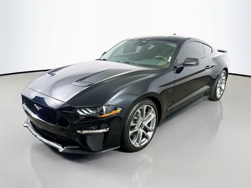Used 2021 Ford Mustang GT Premium w/ Equipment Group 401A image 3
