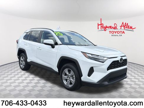 Certified 2025 Toyota RAV4 XLE FWD image 1