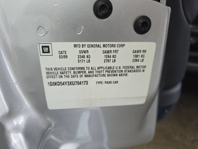 Used 1999 Cadillac De Ville w/ Comfort/Convenience Pkg FWD image 31