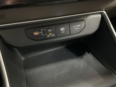 New 2026 Kia Carnival LXS image 21