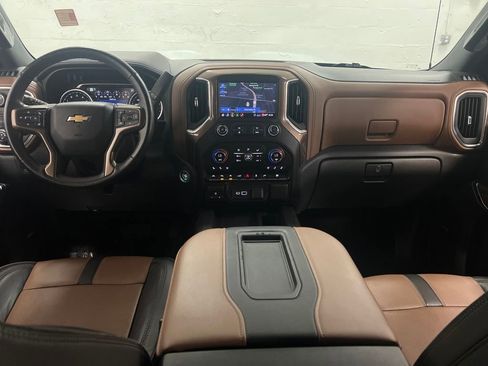 Used 2020 Chevrolet Silverado 1500 High Country w/ Technology Package image 14